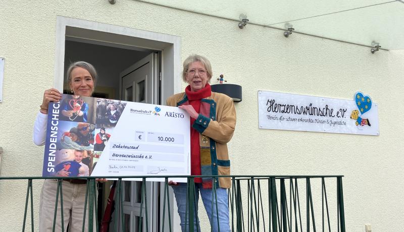 Spendencheckübergabe